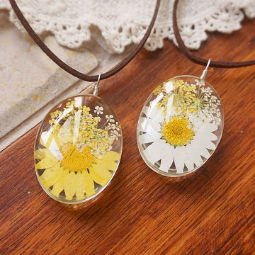 Resin Pressed Flower Necklaces - Double Sided Daisy & Queen Anne's Lace