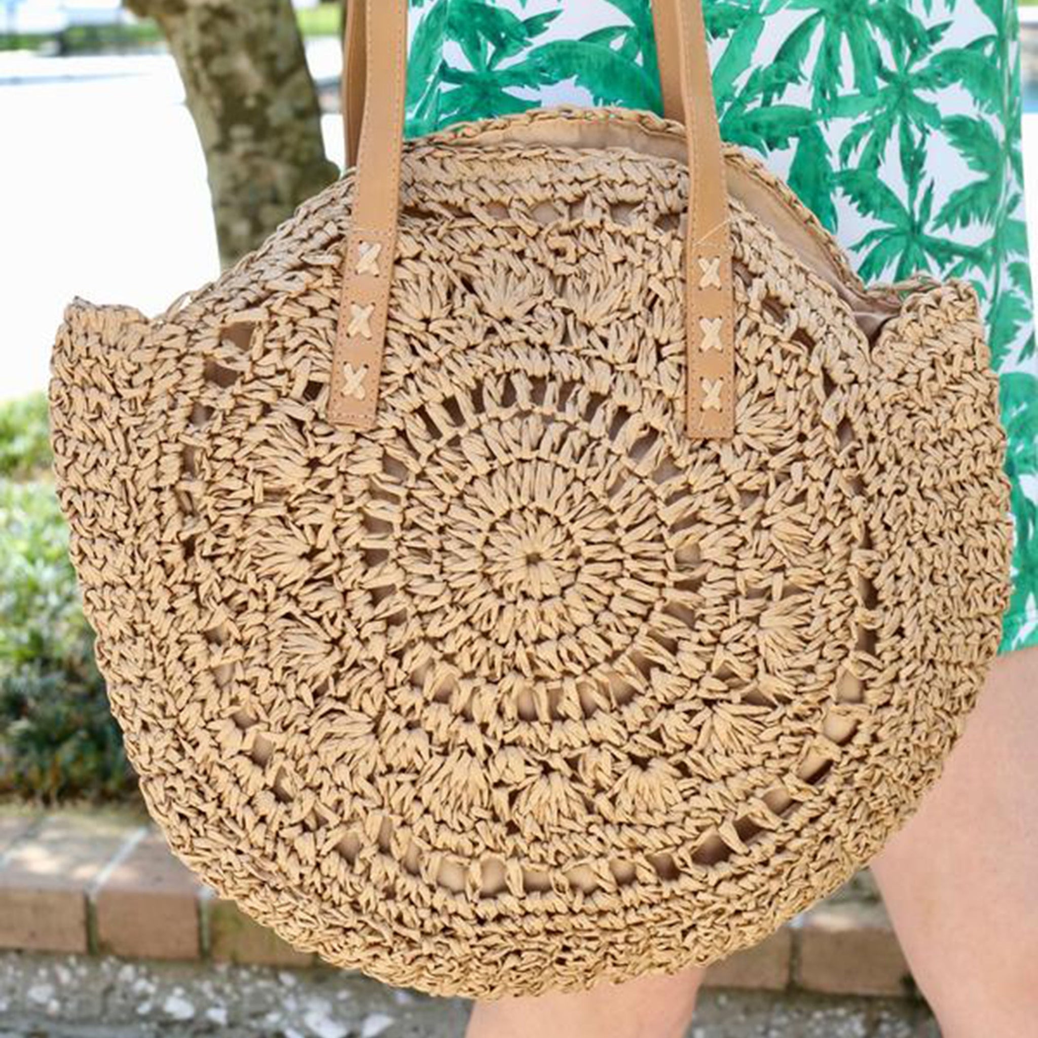 Round Straw Tote Bag